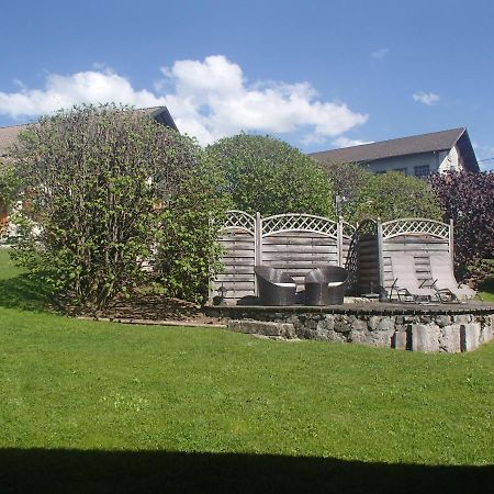 Le Grenier Bed and Breakfast Saint-Paul-en-Chablais Εξωτερικό φωτογραφία